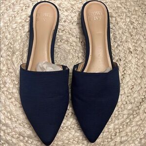 Crown & Ivy Blue Mules Sleek Suede Design size 7.5